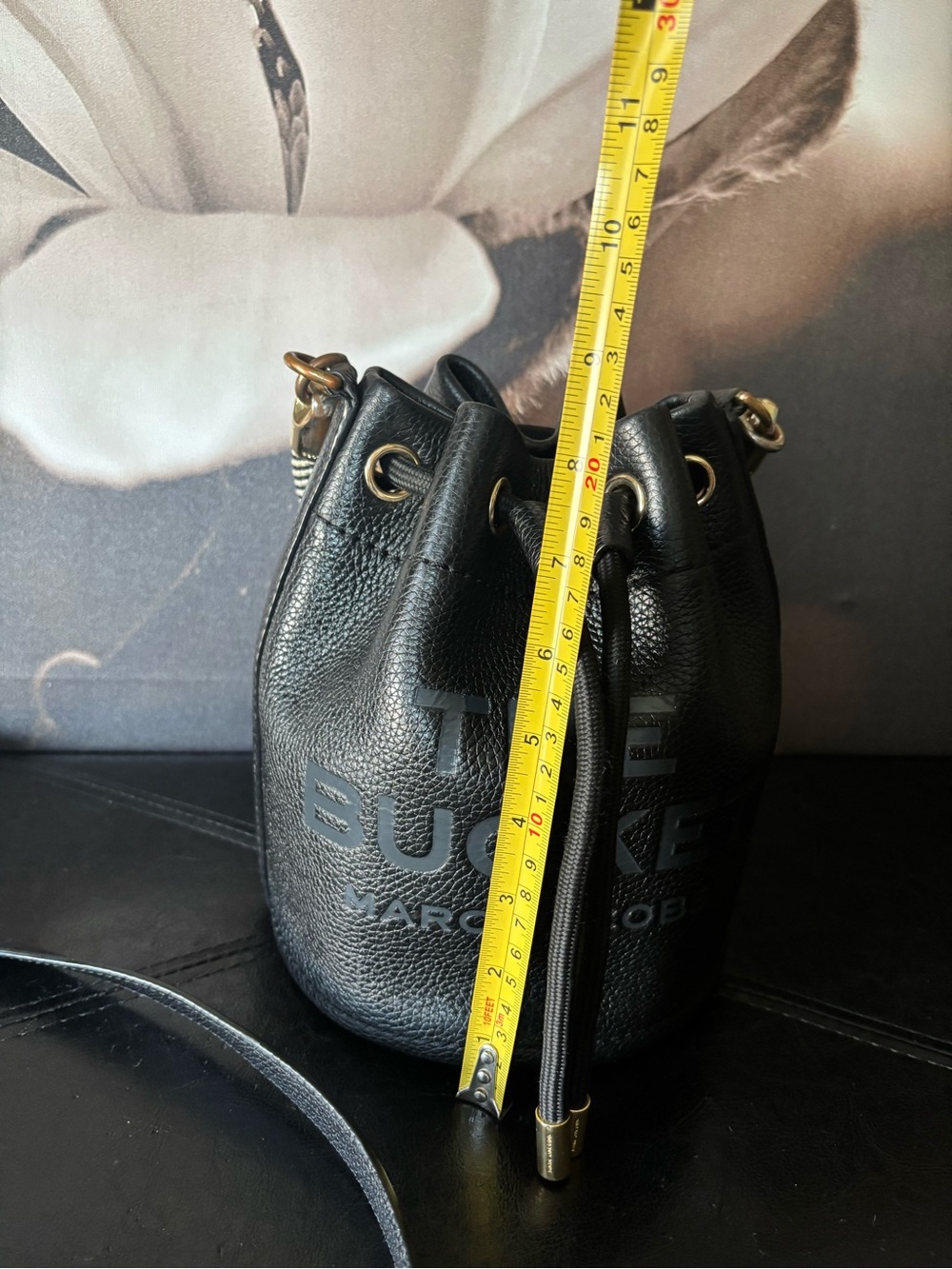 Marc Jacobs The Bucket Bag Black Leather - Picture 15 of 16